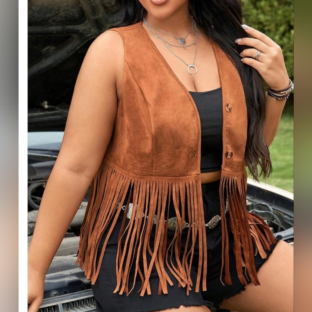 AMAZON  Womens Plus Size     Brown Suede Fringe Vest - Picture 4 of 4